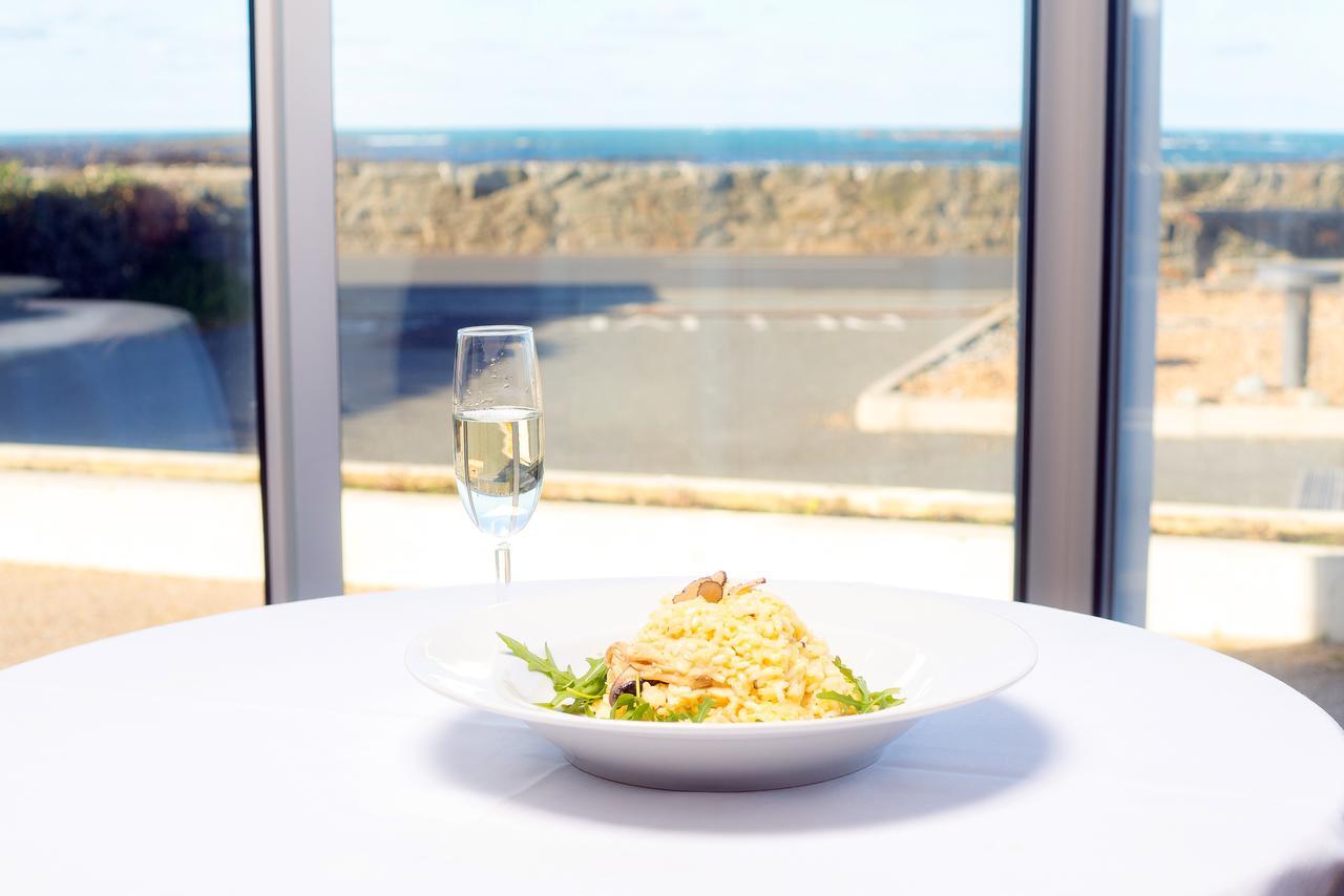 Driftwood Inn Saint Saviour Restaurant foto