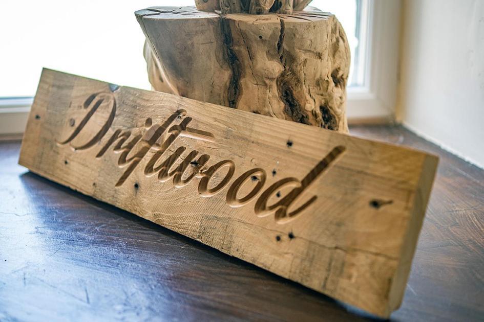 Driftwood Inn Saint Saviour Exterior foto
